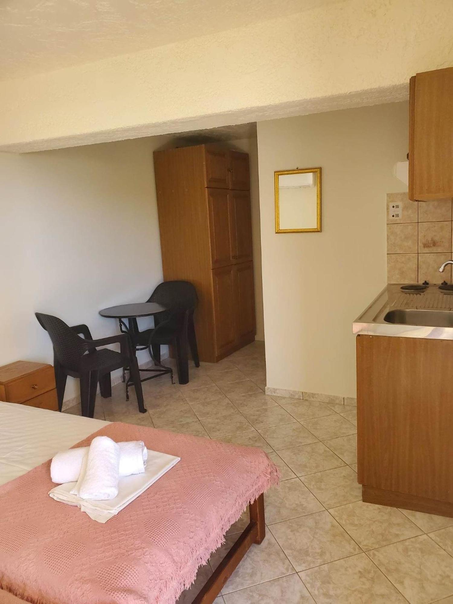 Koutsakis Appartement Kaloi Limenes